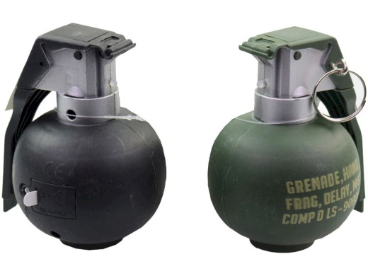 Ruční granát se zvukem a světlem, na baterie, 9 cm, 12 ks v display boxu