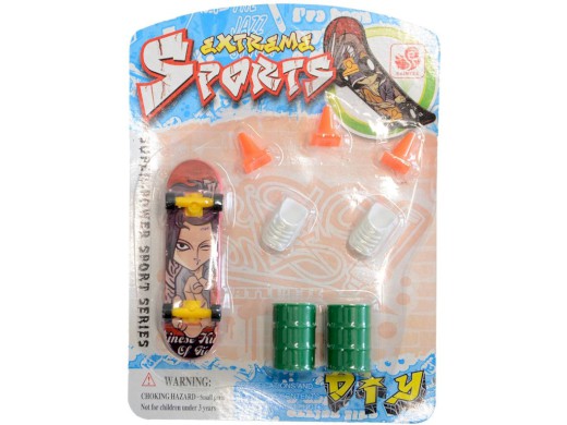 07592 - Skateboard, 19x14cm