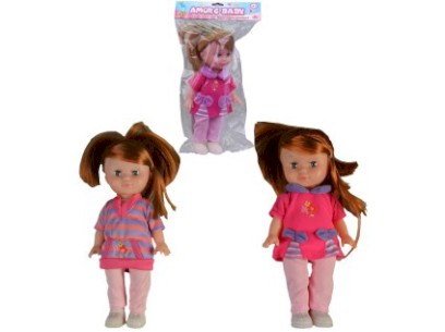 76758 - panenka Adélka