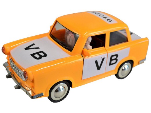 Auto retro VéBéčko na setrvačník 17 cm