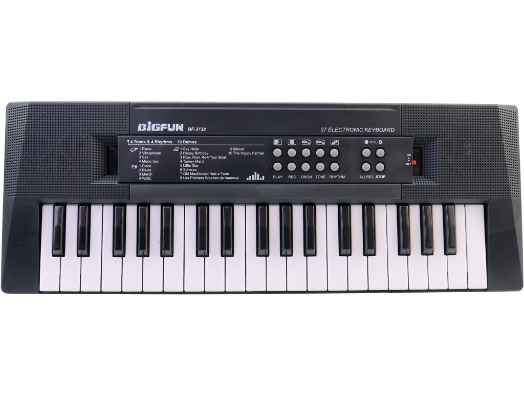 Elektronické piáno na baterie
